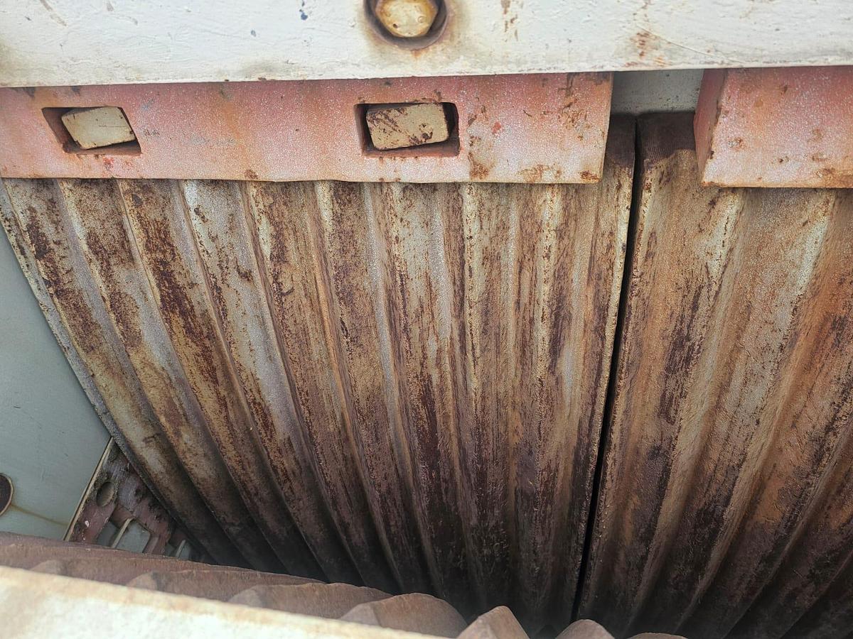 Used OSBORN JAW CRUSHER (48 INCH X 12 INCH)