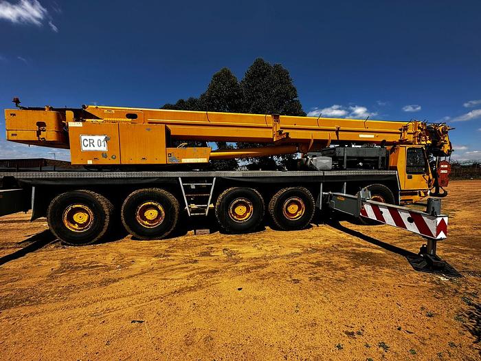 Used KRUPP KMK 5120 ALL TERRAIN 120 TON CRANE (RUNNER)