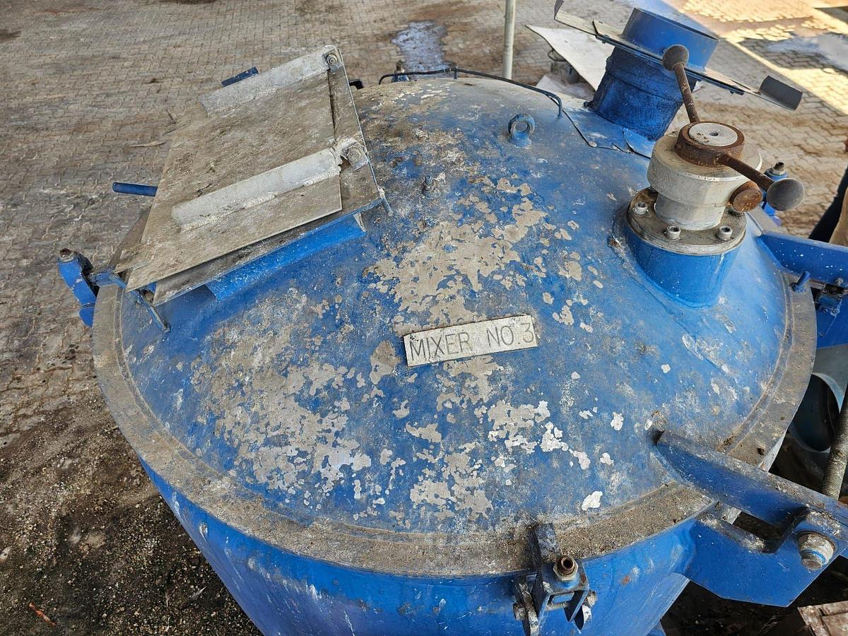 Used POT MIXER / BLENDER WITH ELECTRIC MOTOR