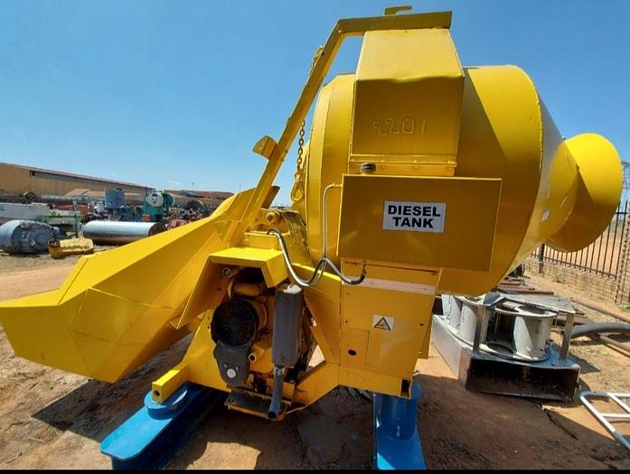 Used CONCRETE MIXER WITH HATZ ENGINE (OPERATIONAL)