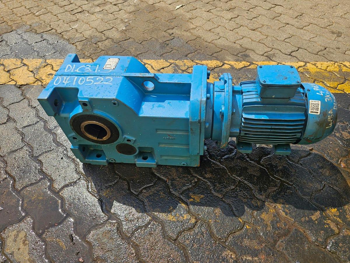 Used 3KW MOTORIZED GEARBOX (USED)
