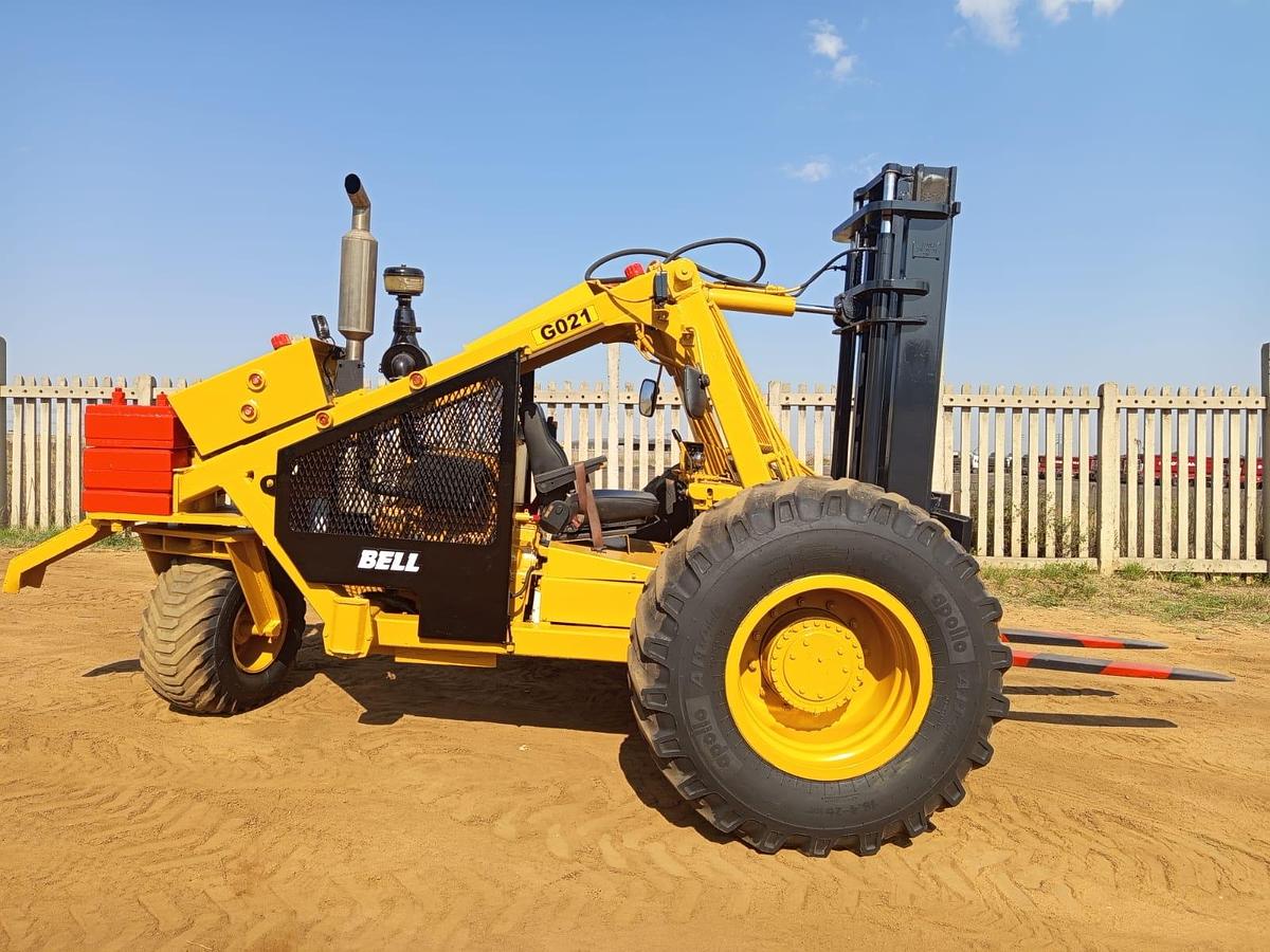 Used BELL 120 SUPER 2.75 TON ROUGH TERRAIN FORKLIFT(USED CONDITION)