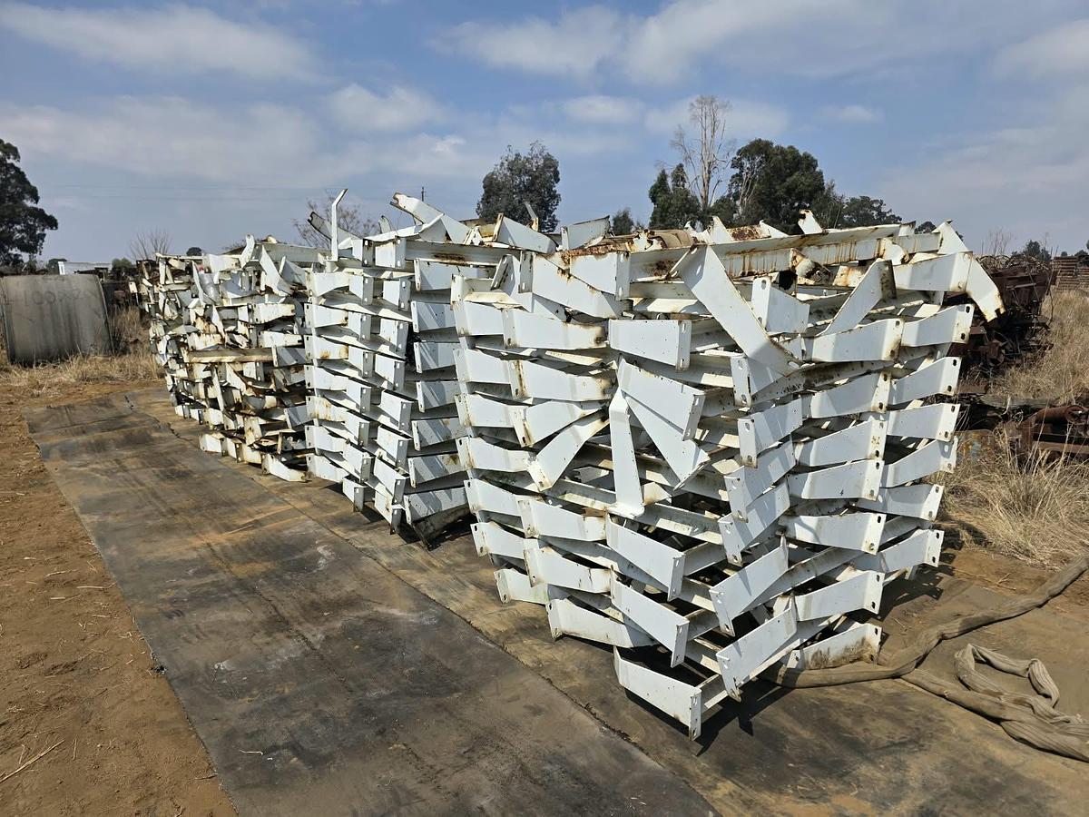 Used 1200MM CONVEYOR STRUCTURE IDLER FRAMES 