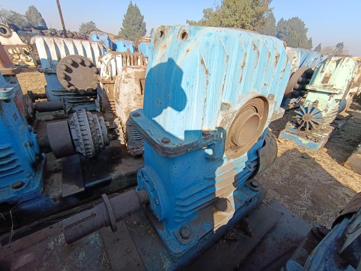 Used BEWGEAR GEARBOX
