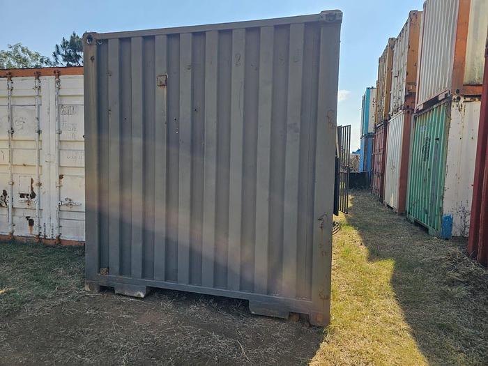 Used 12 METRE OFFICE CONTAINER