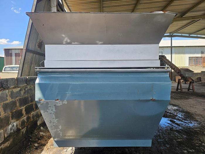 Used COMPLETE (BRAND NEW) 2024 VIBRATING FLUID BED DRYER UNIT, WITH FANS, OVEN, VIBRATORS, DUCTING, CYCLONES, CONTROL PANELS, SCREW FEEDERS, GEARBOXES & MOTORS