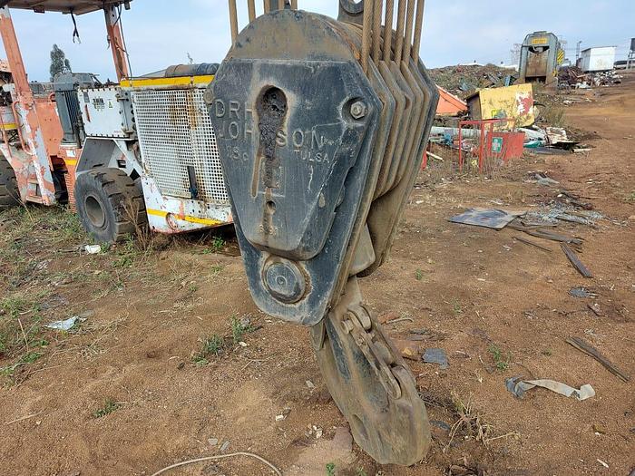 Used LINK BELT 140 TON LATTICE BOOM CRANE (NON-RUNNER)