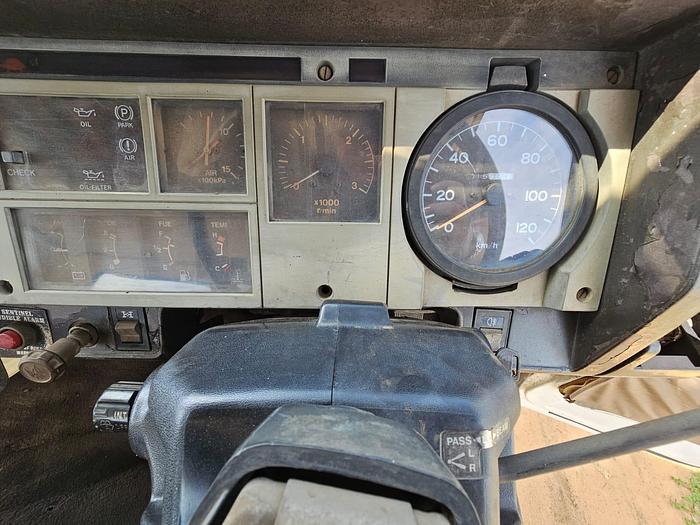 Used TOYOTA HINO TRUCK (TRUCK ONLY)(RUNNER)