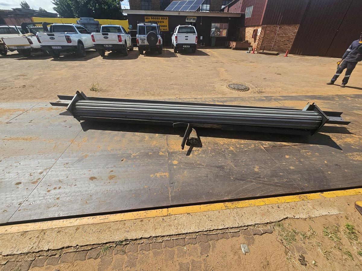 Used DOOR 5850MM X 260 MM (USED)