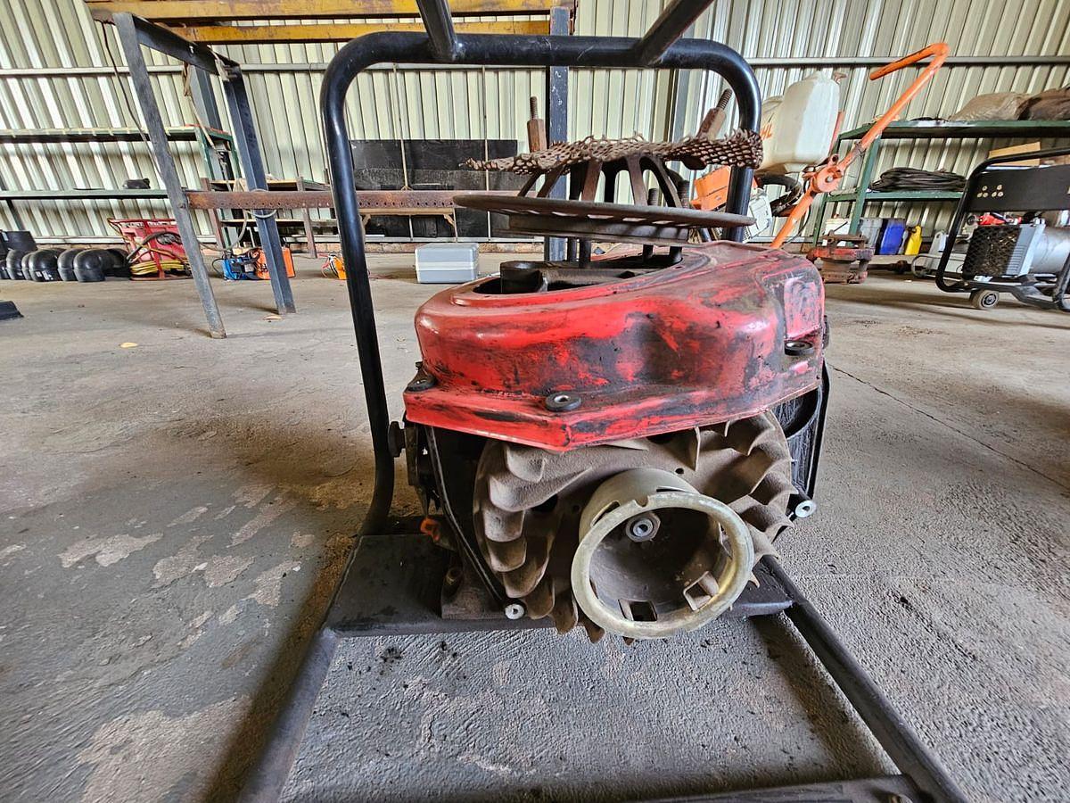 Used ENGINE ON STAND