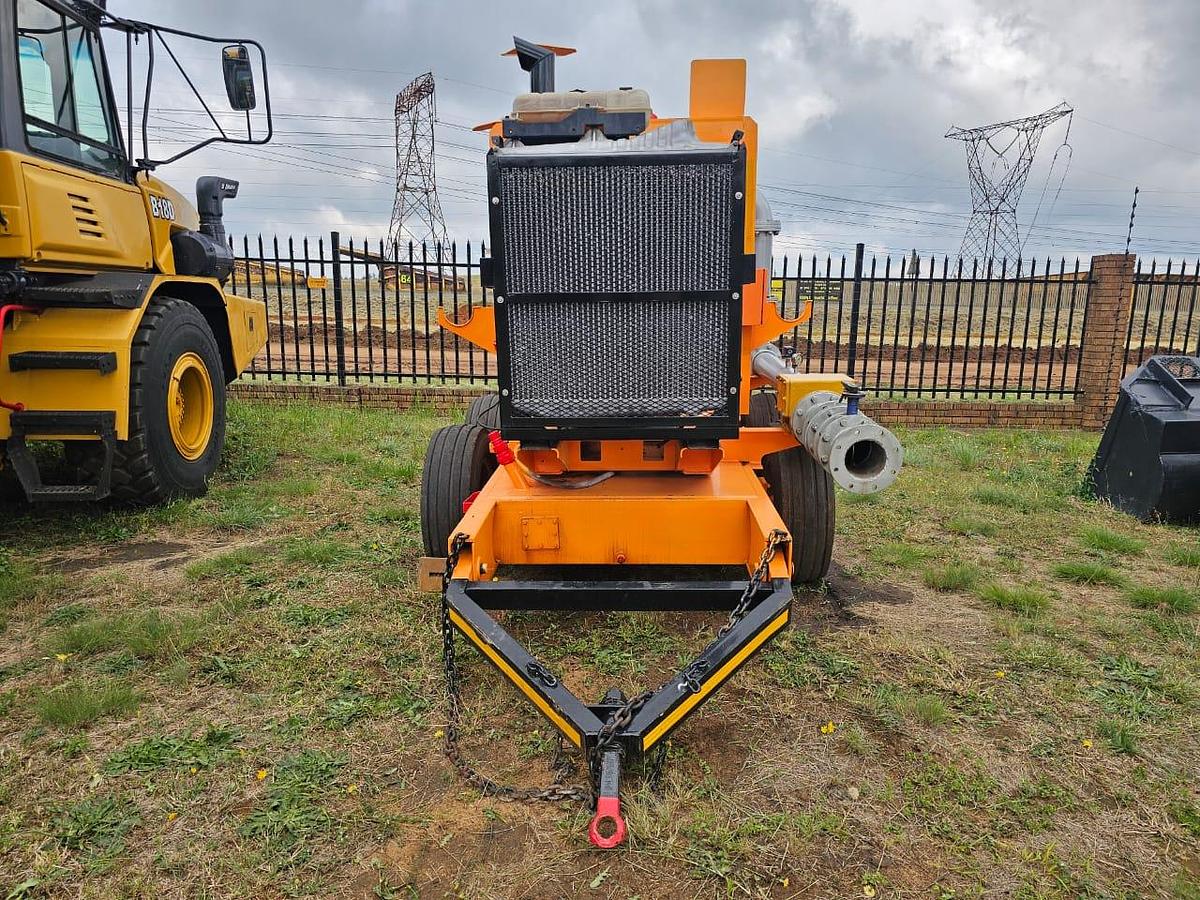 Used VOLVO PENTA DIESEL POWERED ENGINE AND 8" X 6" ROCKTUFF WATER PUMP ON TRAILER - OPERATIONAL
