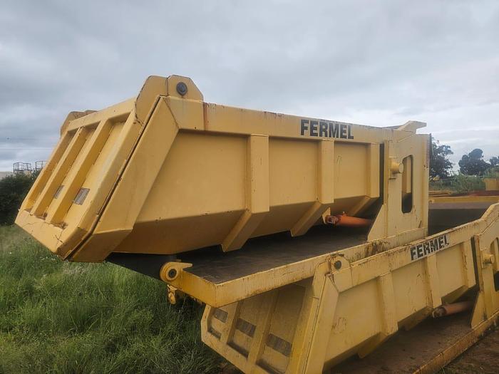 Used UNDERGROUND FERMEL TIPPERS
