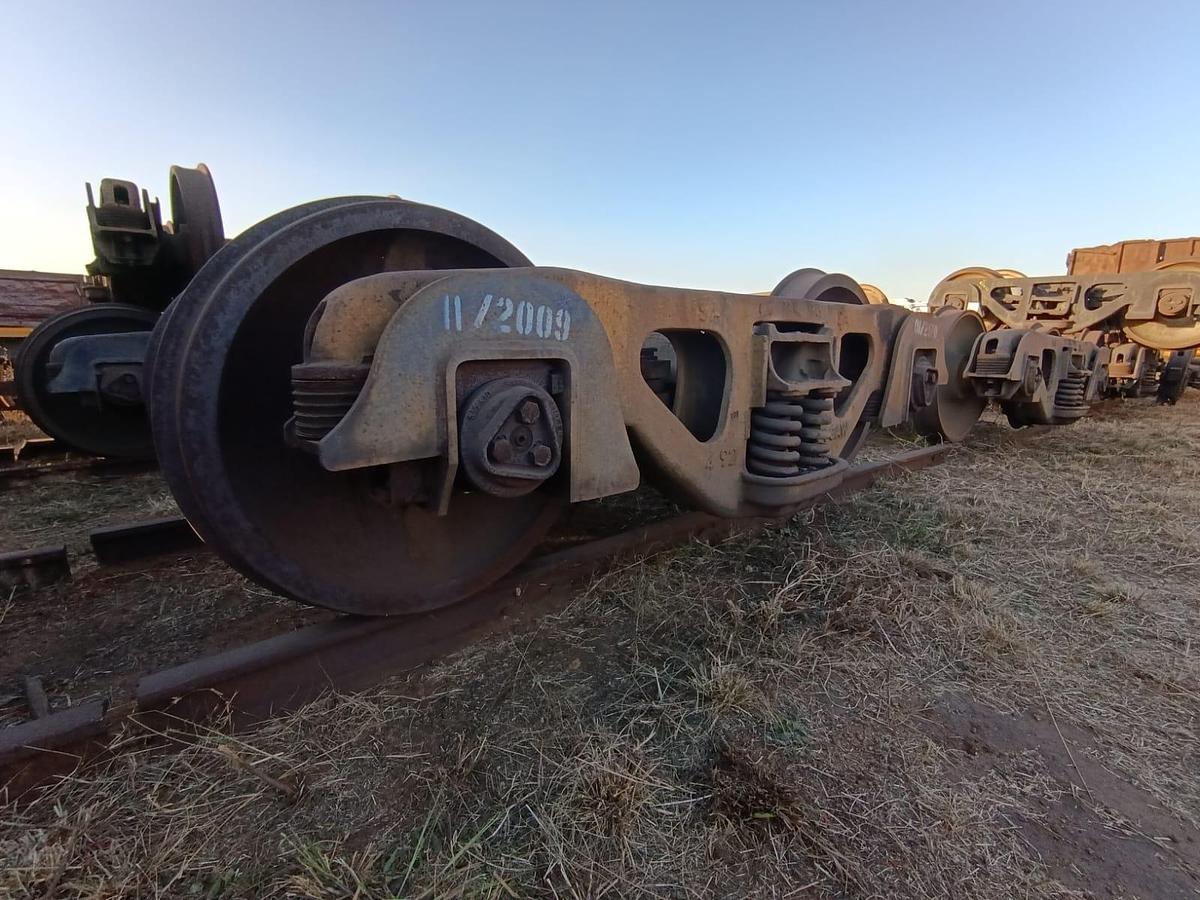 Used TRAIN BOGGIES