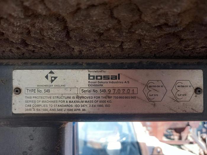 Used FERMEC 860 TLB (STRIPPED) (NON-RUNNER)