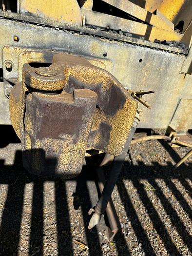 Used RDS BOTTOM SIDE DISCHARGE HOPPER