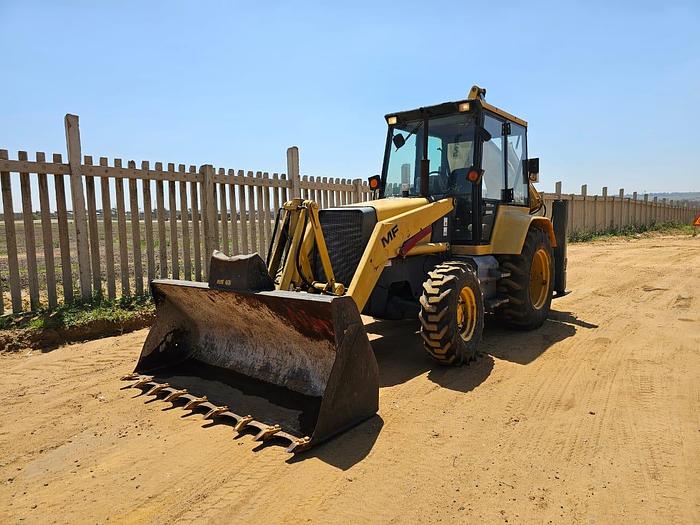 Used BACKHOE TLB 4X4 MASSEY FERGUSON 750