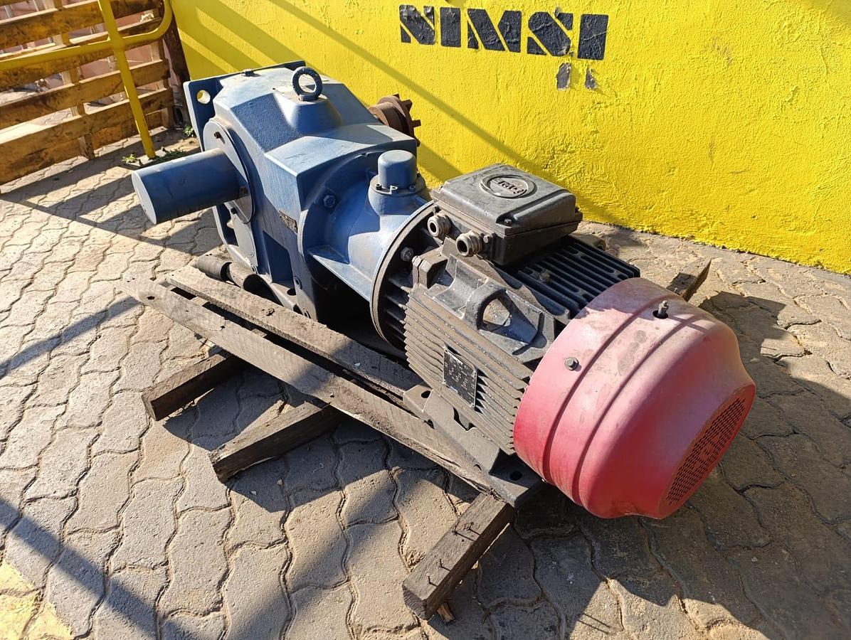 Used POWERPACK GEARBOX WITH ELECTRIC MOTOR