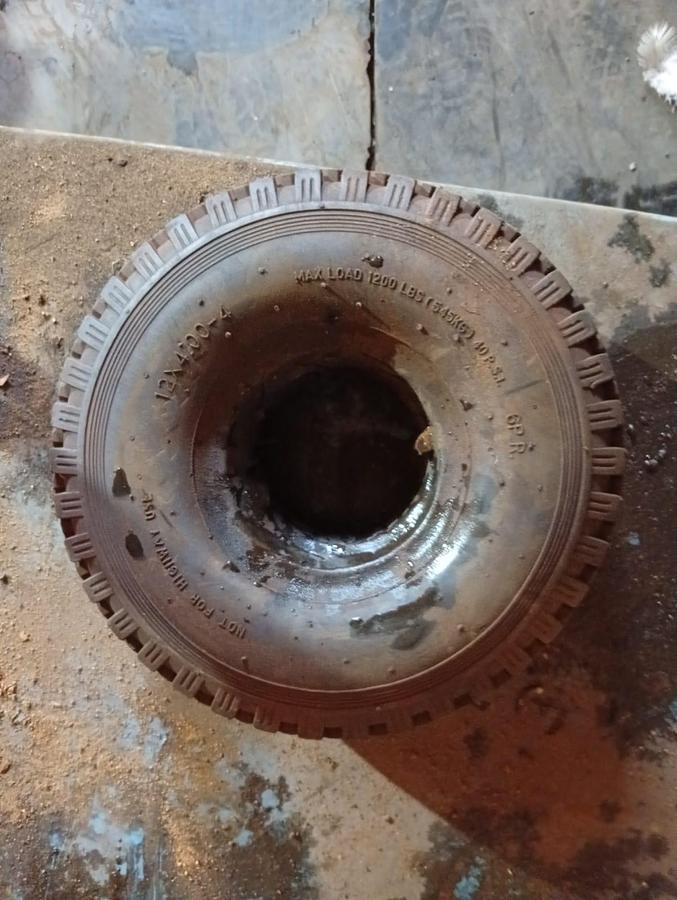 Used TUBED TYRES 12X4.00-4