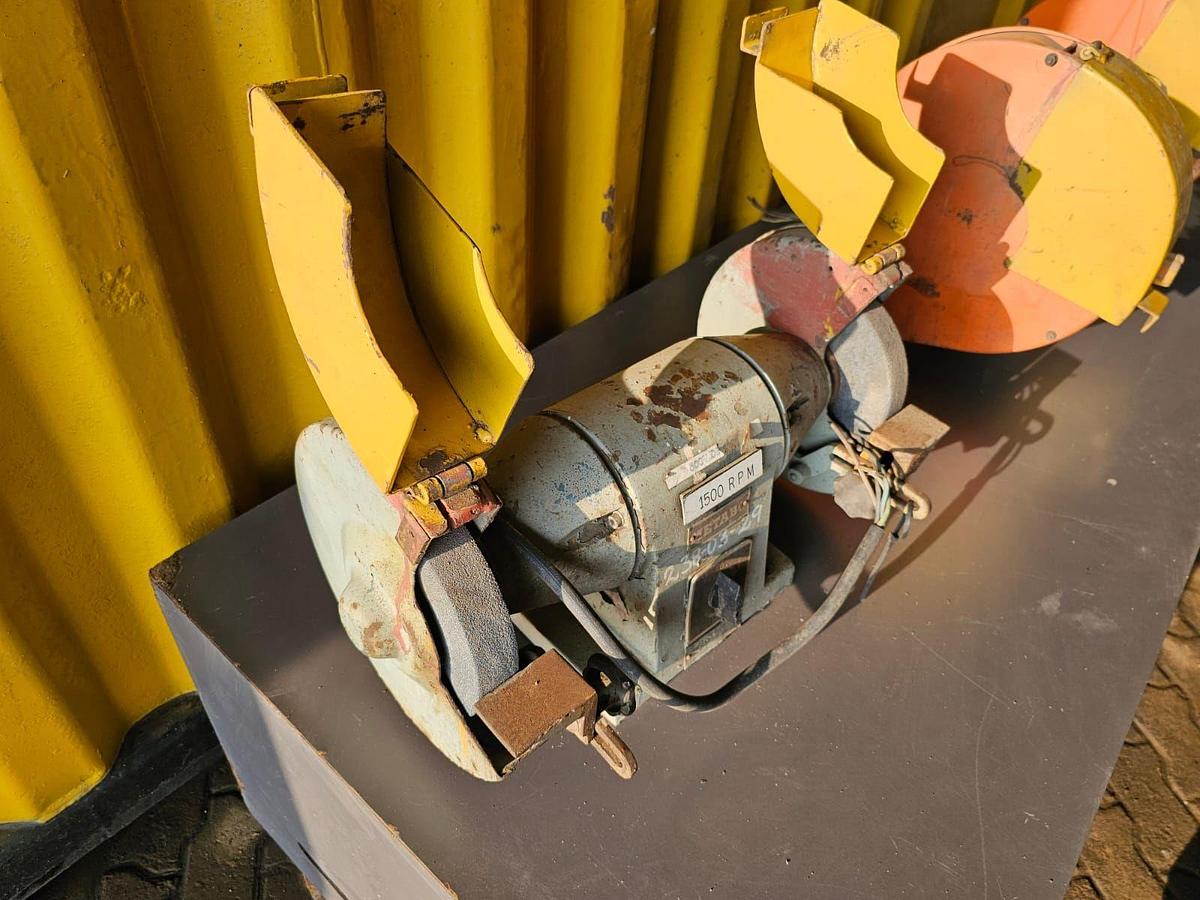 Used  METABO BENCH GRINDER