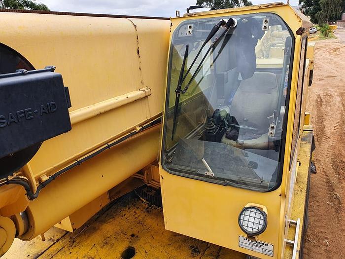 Used LIEBHERR TM1080N 80 TON MOBILE CRANE 1993 (RUNNER) (WITH NATIS) 