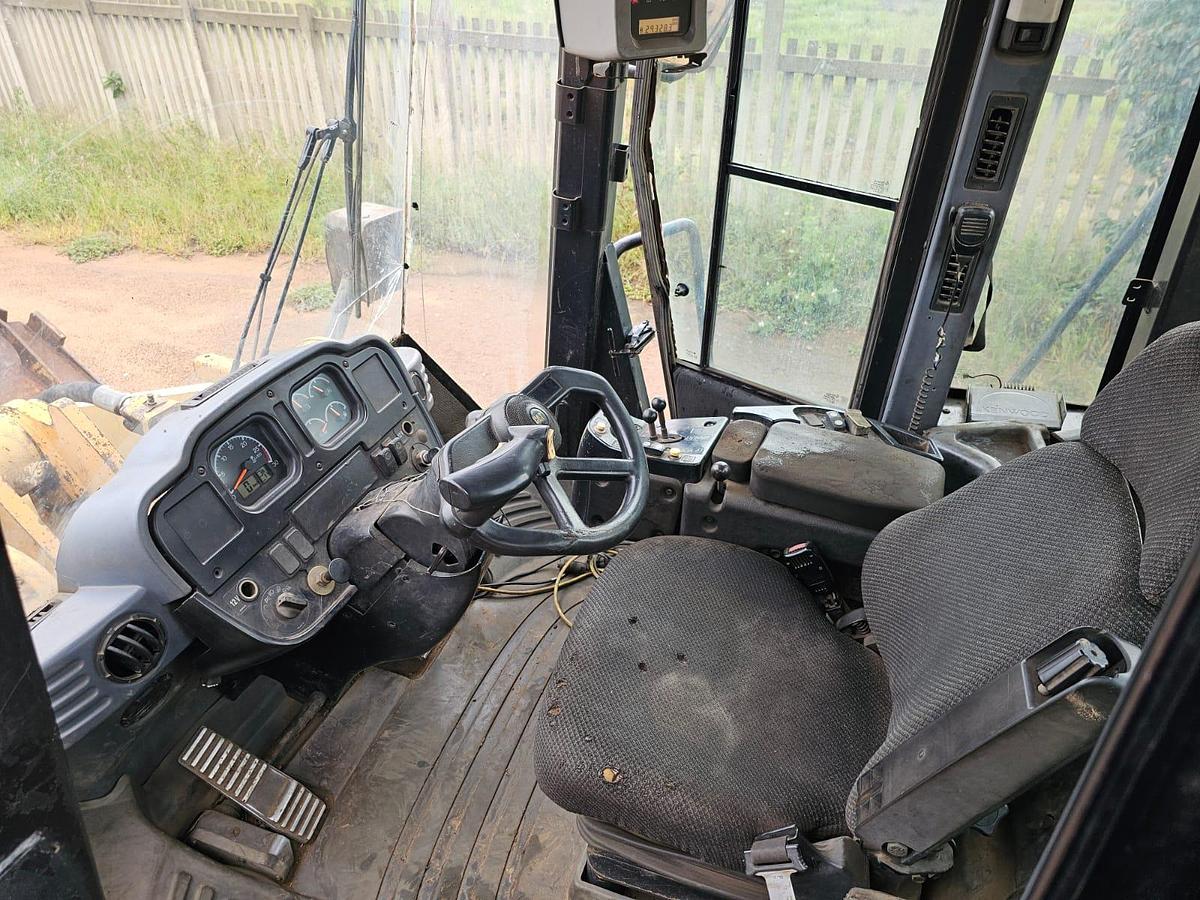 Used CATERPILLAR 966H FRONT END LOADER