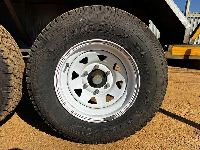 Used CAMERA TRAILER (NOT TESTED)