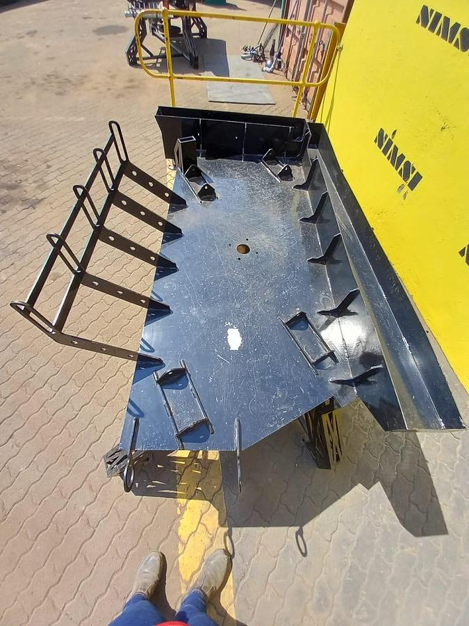 Used JAMES TABLE (INCOMPLETE)