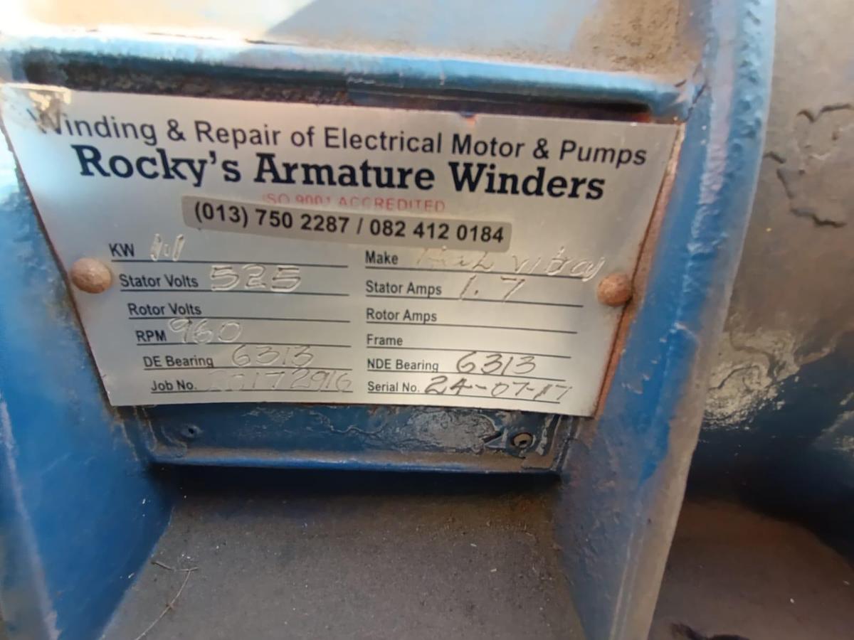 Used VIBRATING MOTOR 1.1KW