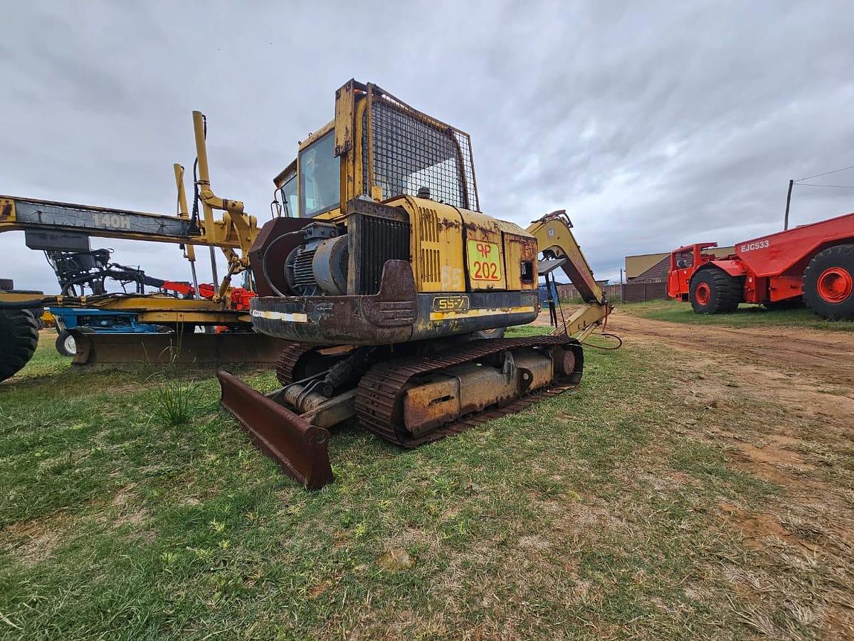 Used HYUNDAI ROBEX 55-7 EXCAVATOR