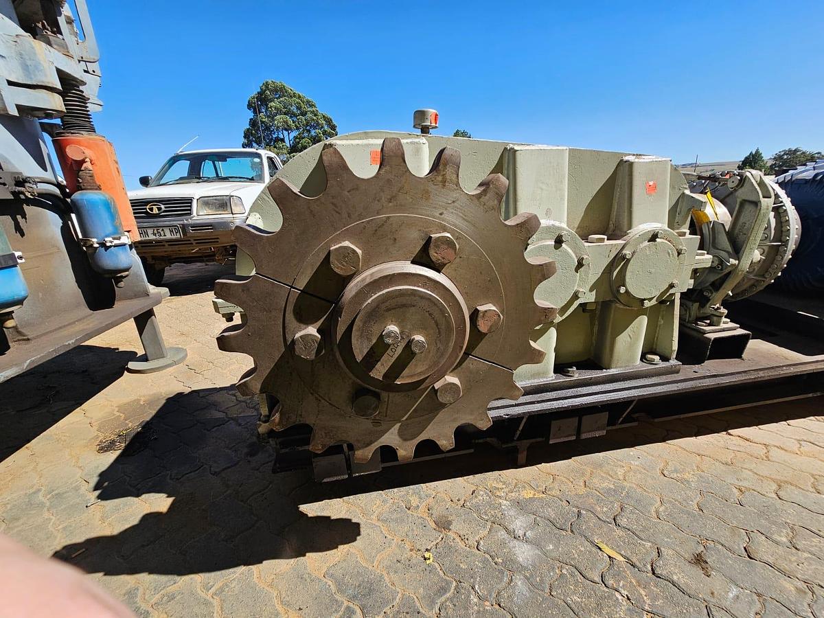 Used 64:1 75KW POWER PACK FANCRAFT GEARBOX (USED)