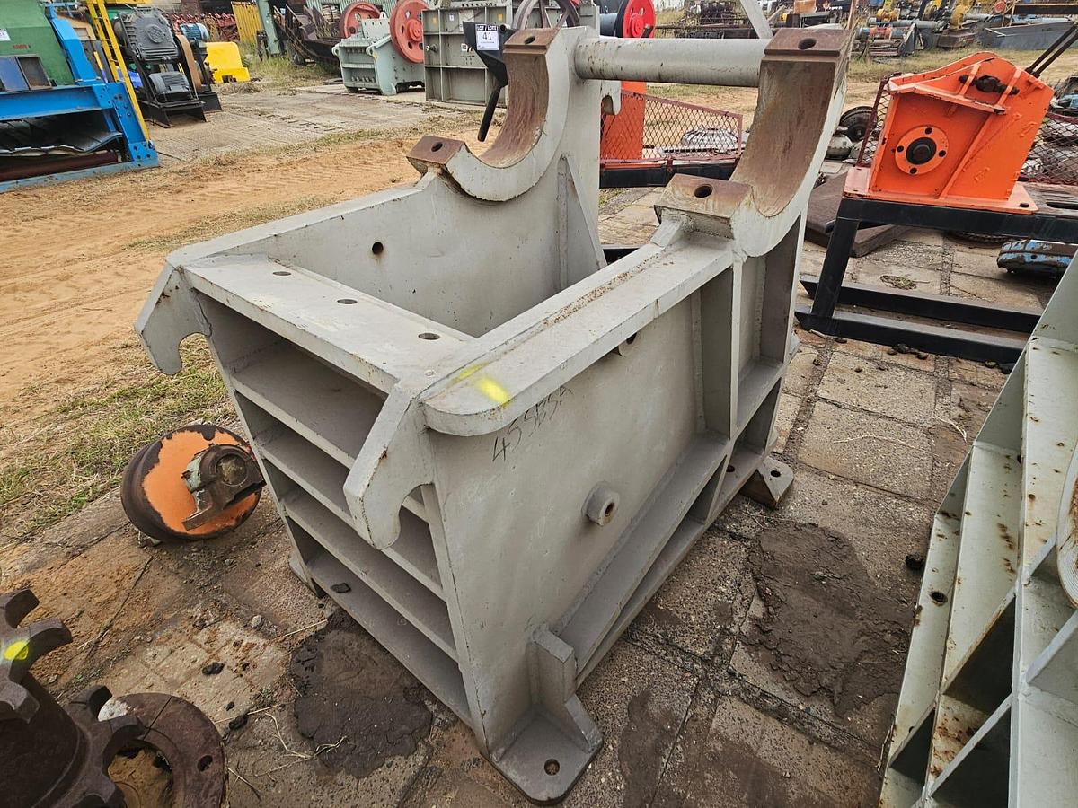 Used JAW CRUSHER FRAME