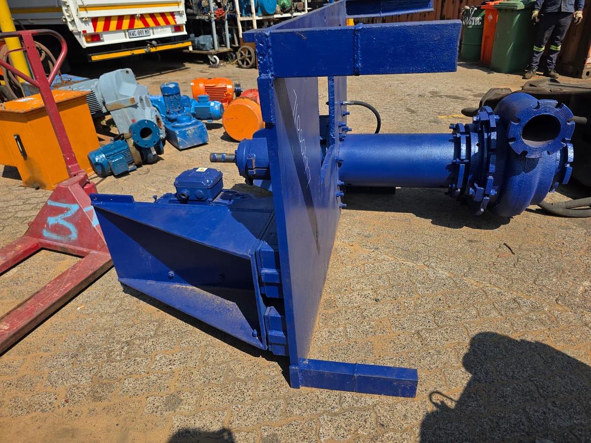 Used VERTICAL SPINDLE PUMP (USED)