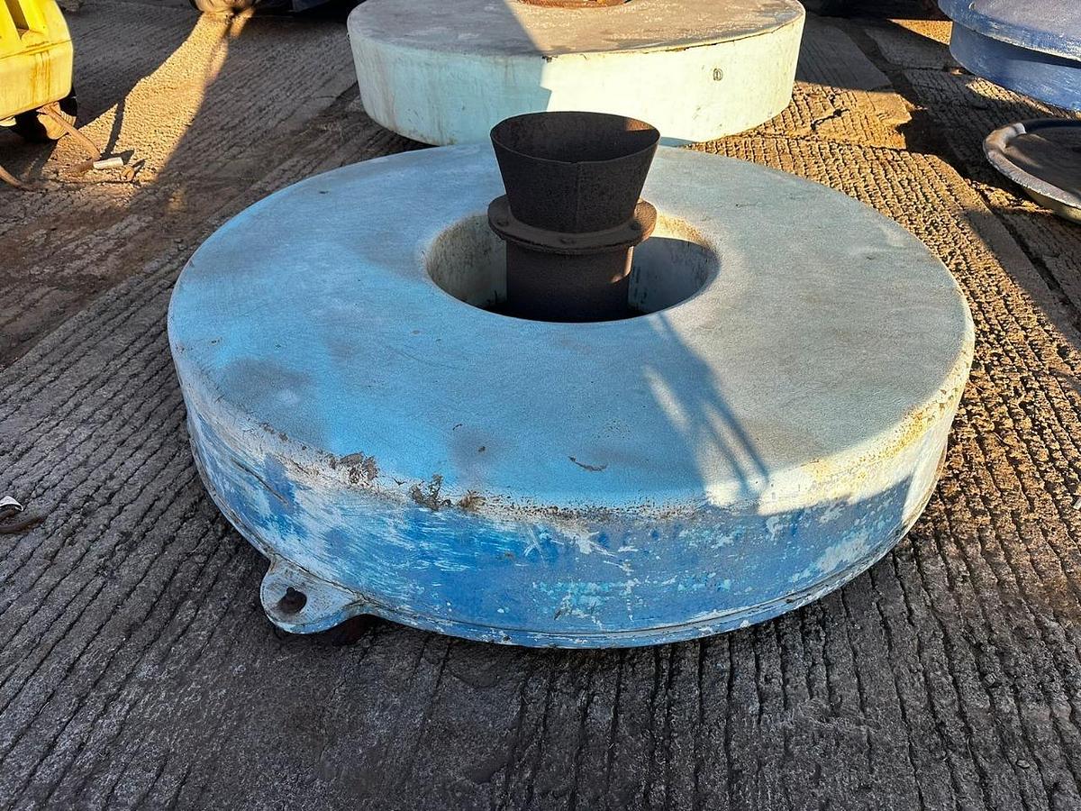 Used AERATOR WASTEWATER POND SOLUTION (NOT TESTED)