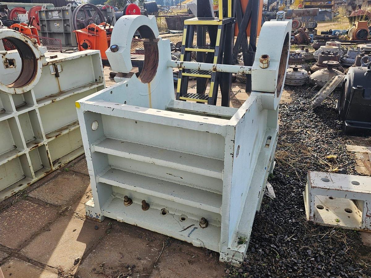 Used JAW CRUSHER FRAME