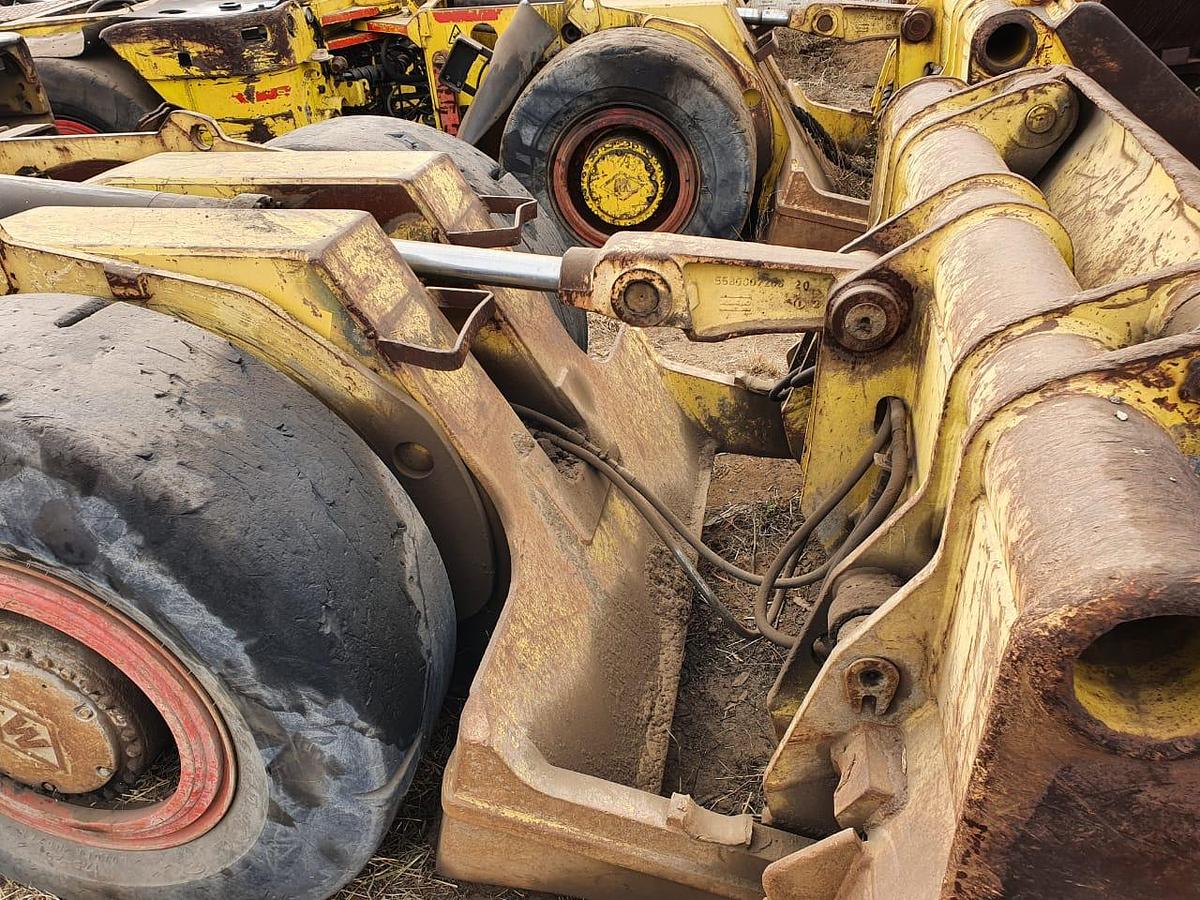 Used ATLAS COPCO ST600 RUNNER LHD