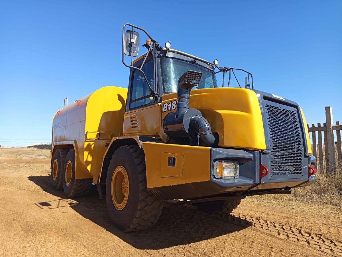 Used BELL B18D ARTICULATED WATER TANKER