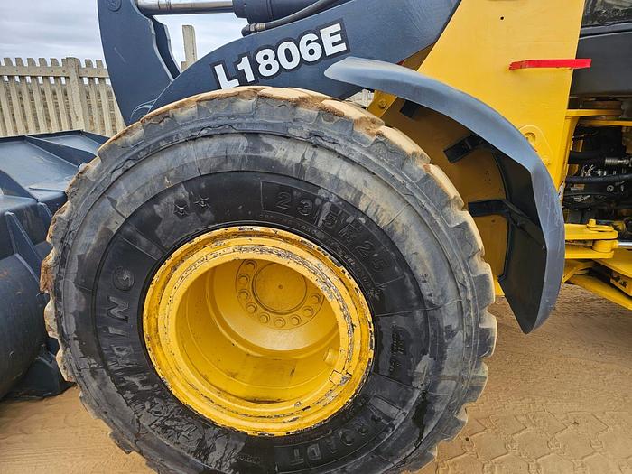 Used BELL L1806E FRONT END LOADER (RUNNER)