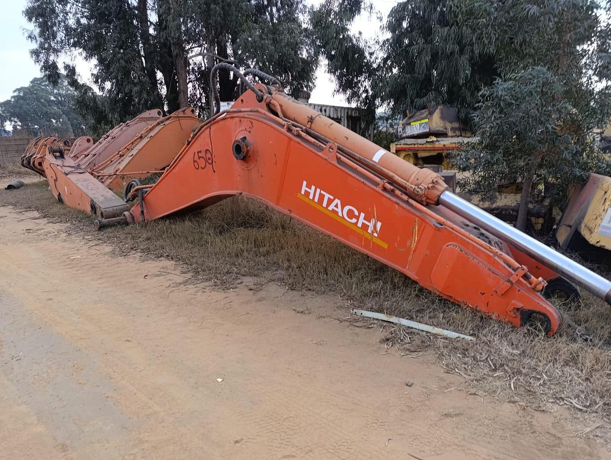 Used HITACHI 650H MAIN BOOM