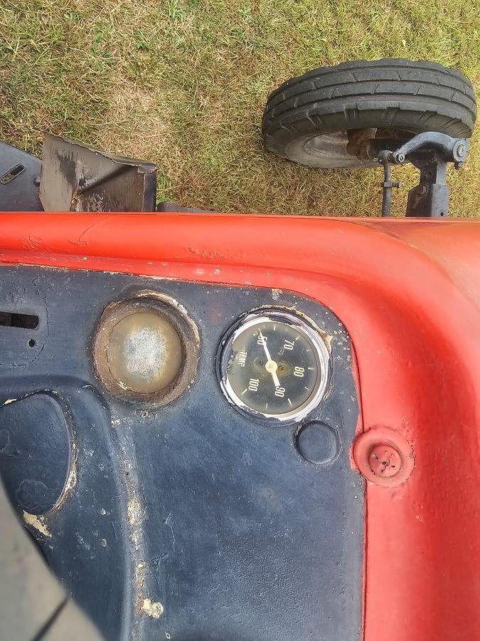 Used MASSEY FURGESON TRACTOR WITH SLASHER - OPERATIONAL