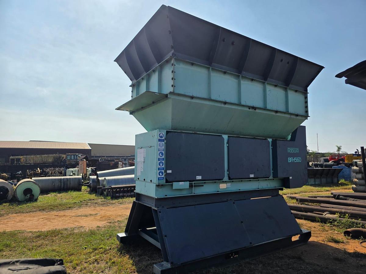 Used PILOT MODULAR BFH560 FEEDING BIN ON SKIDS 500MM CONVEYOR 3.5M