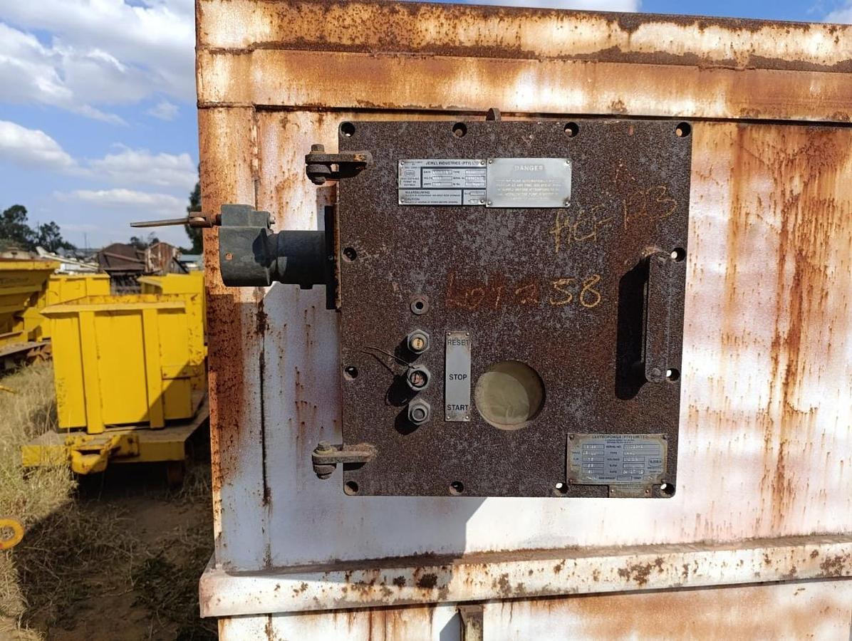 Used TANK WITH 75 KW ELECTRIC MOTOR AND PUMP - USED CONDITION