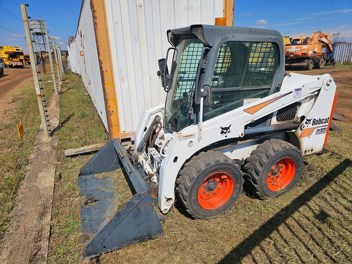 Used BOBCAT S450 SKID STEER LOADER (HARNASS NOT INCLUDED)