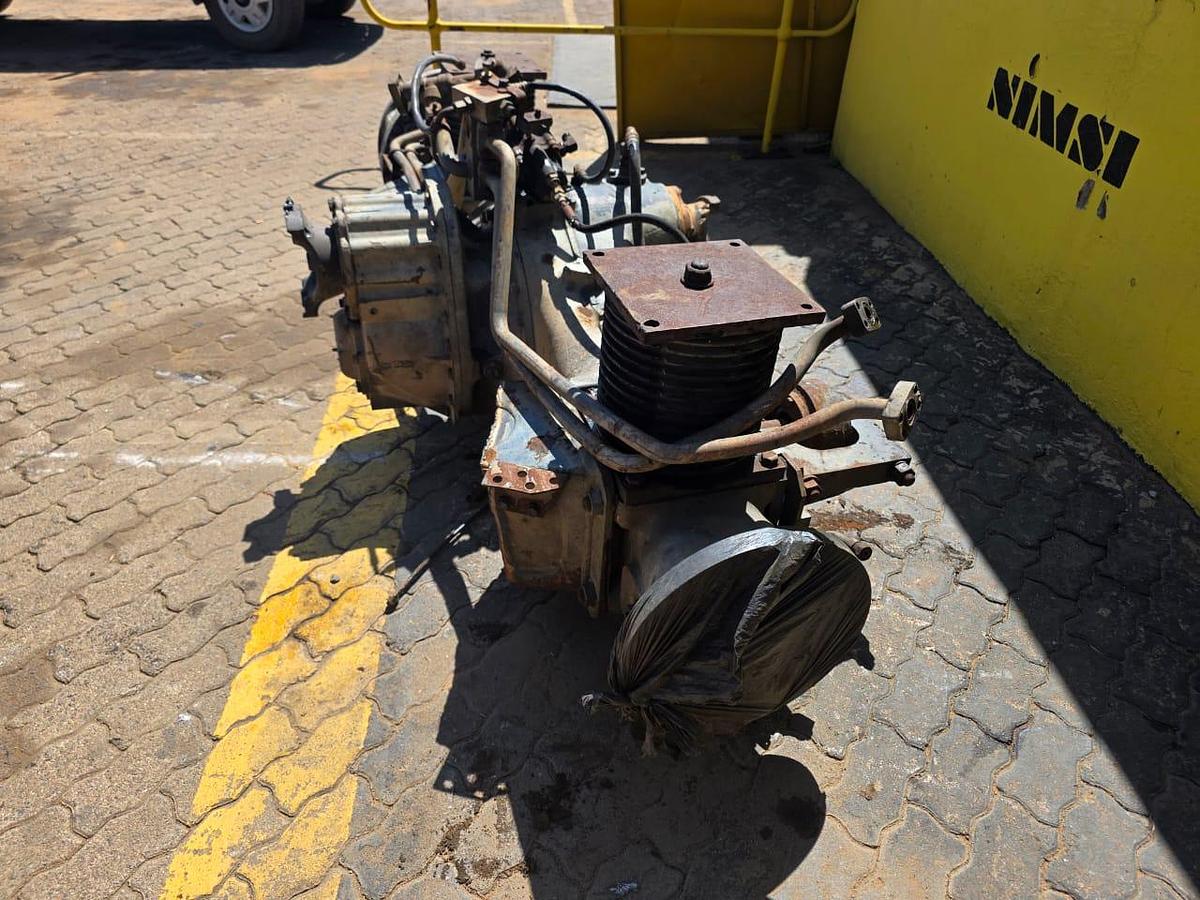 Used KOMATSU HM400/1 MIDDLE DIFF (USED)