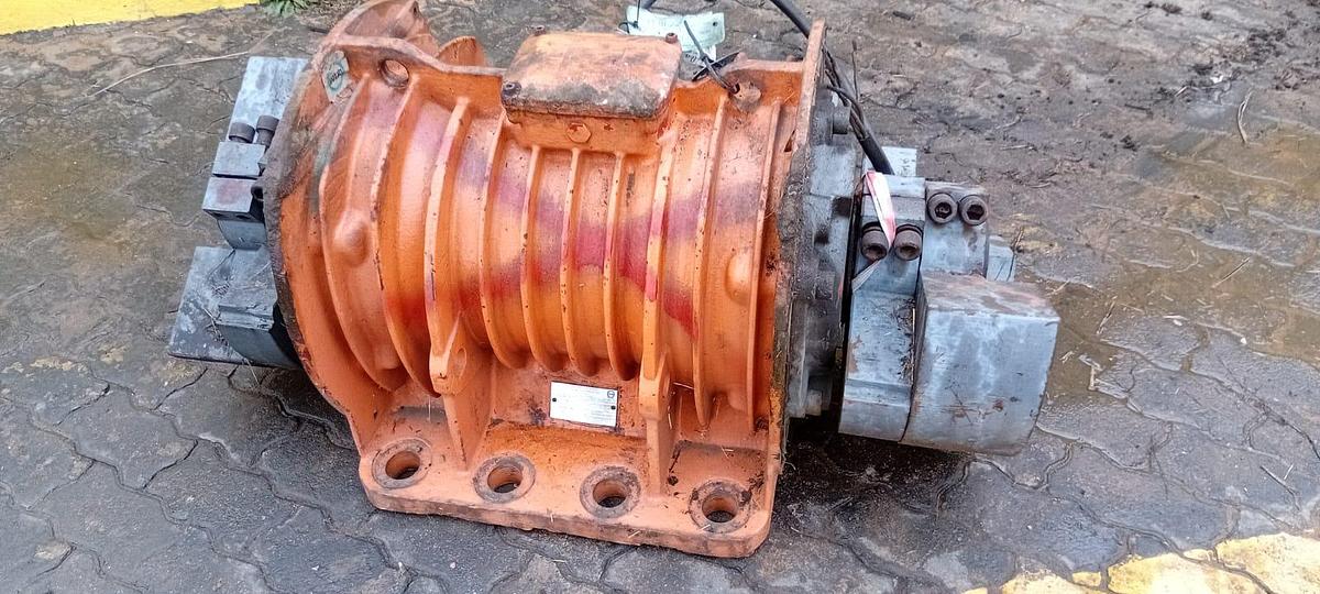 Used 10.4 KW VIBRATING MOTOR (USED)