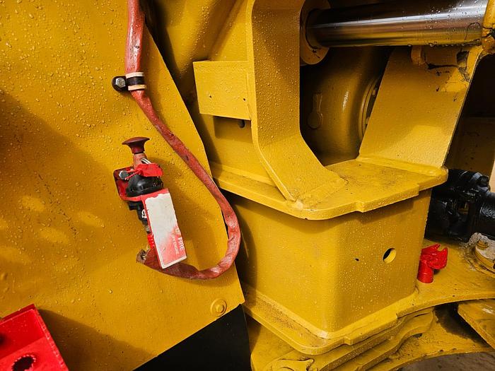 Used BELL B25D 6X6 FULLY EQUIPPED ARTICULATED SERVICE TRUCK/UNIT (RUNNER)