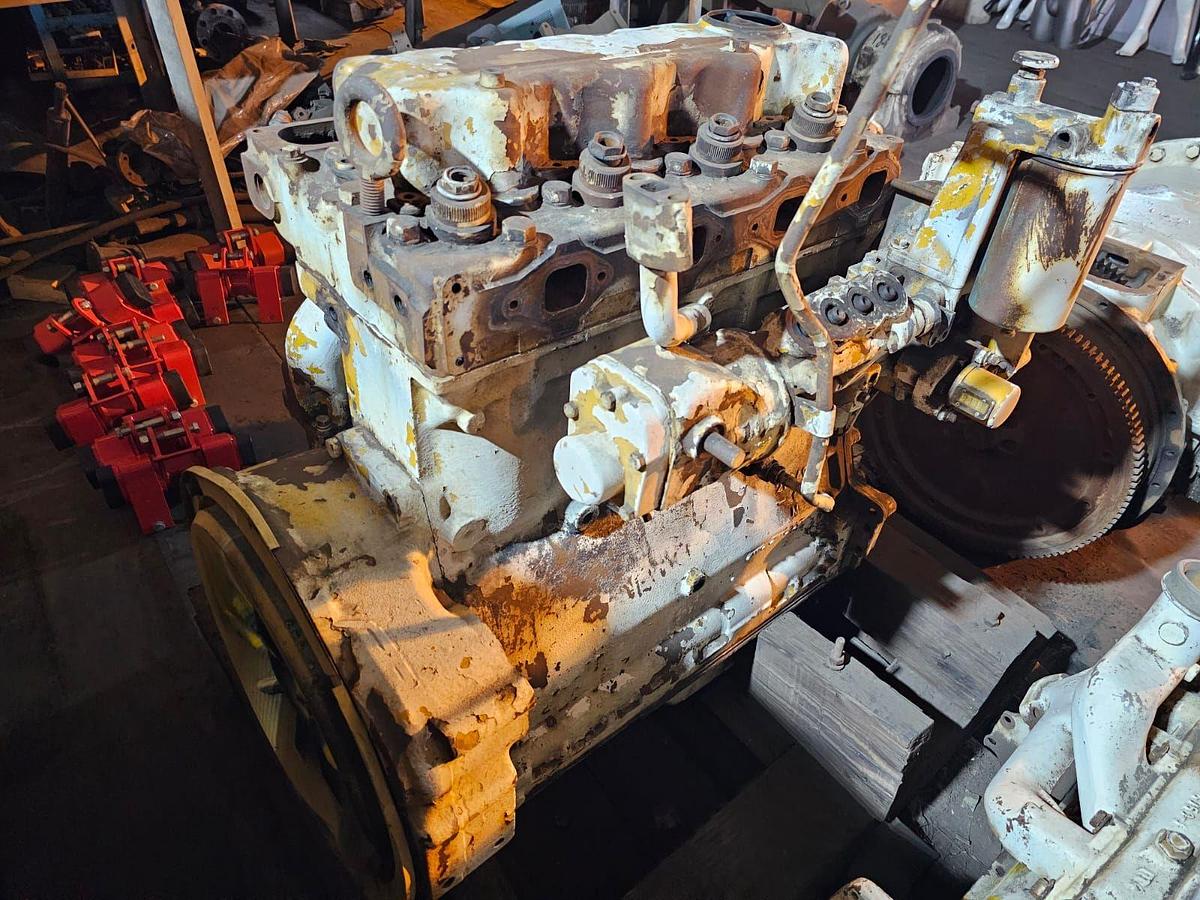 Used 3304 CATERPILLAR DIESEL ENGINE