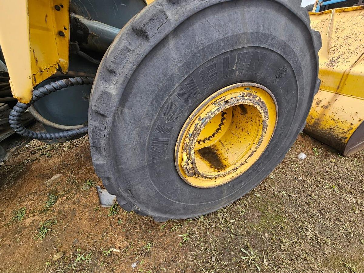 Used KOMATSU WA470-B FRONT END LOADER - INOPERABLE