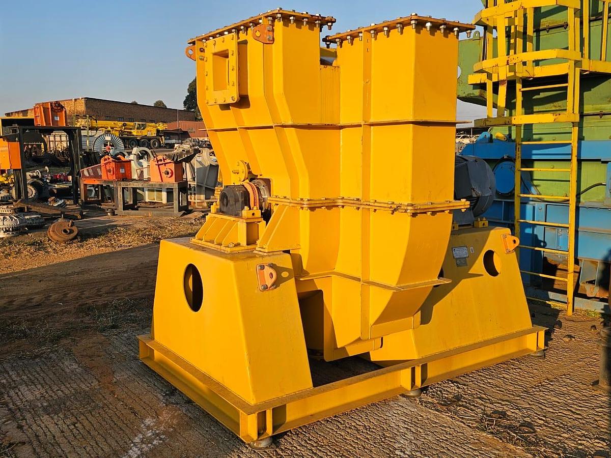 Used 90 5RP3 UNIVERSAL FAN WITH 90 KW ELECTRIC MOTOR