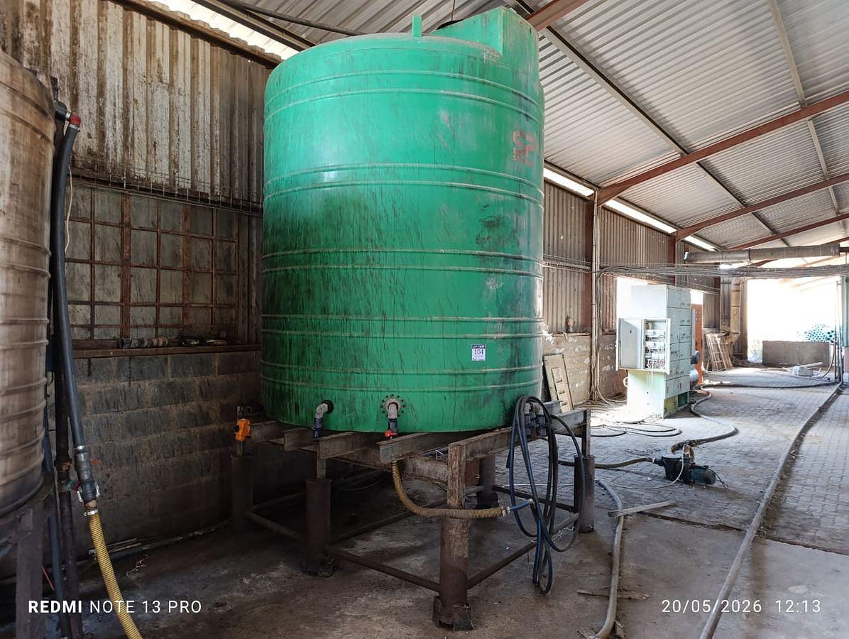 Used 10 000 LITER TANK ON STAND