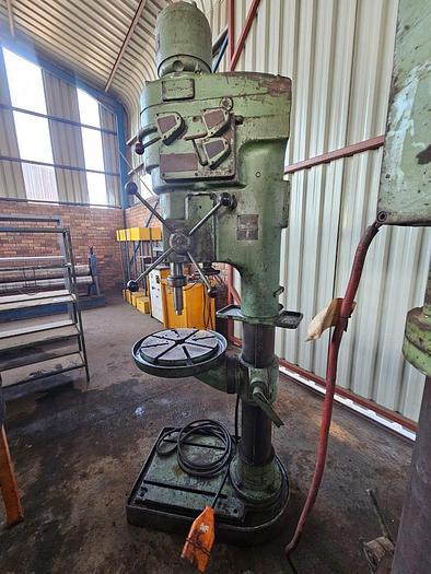 Used KERRY 2HP 380V 150 DRILLING MACHINE (NOT TESTED)